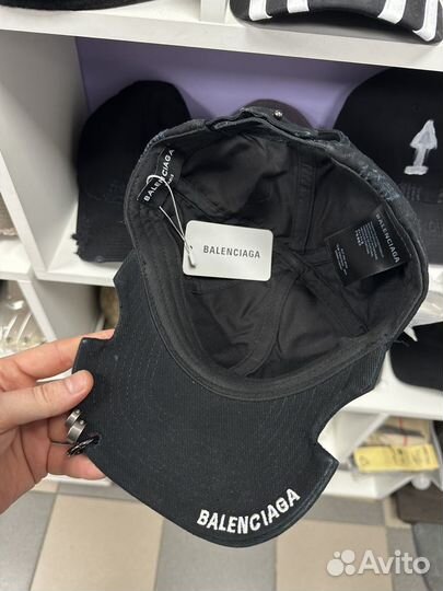 Кепка balenciaga с пирсингом (новинка)