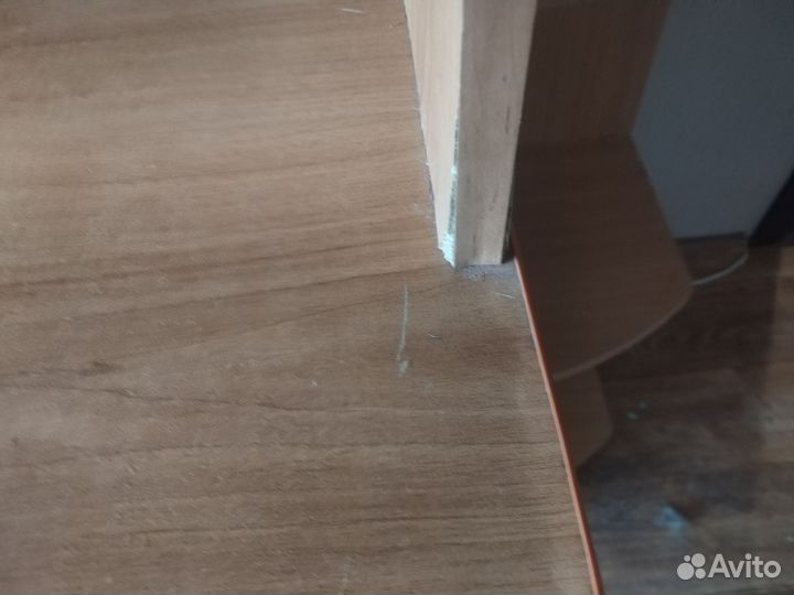 Стол письменный