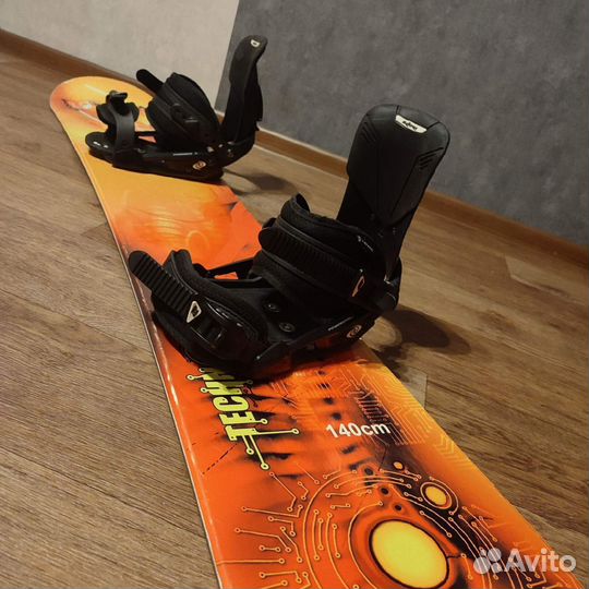 Сноуборд Black Fire с креплением Bone