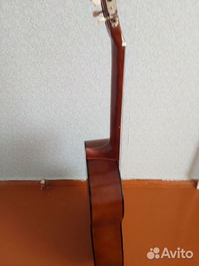 Классическая гитара yamaha c40