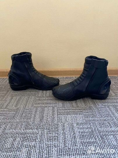 Мотоботы Forma axel