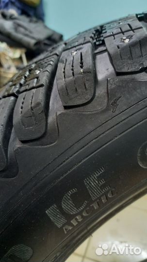 Goodyear Ultragrip Ice Arctic 215/55 R17 99T