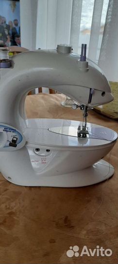 Машинка швейная мини Sterlingg ST-6525