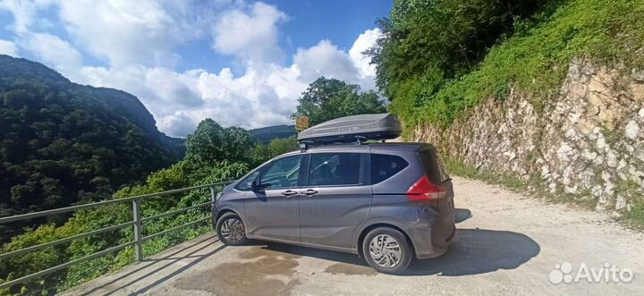 Автобокс на крышу