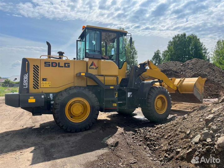 Аренда фронтального погрузчика. Быстрая доставка