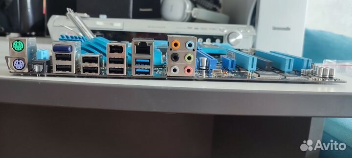 Материнская плата 1155 Asus p8p67(неисправна)