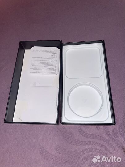 Коробка доя iPhone 12 pro