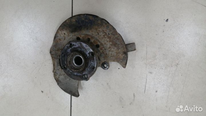 Кулак поворотный правый LADA Kalina