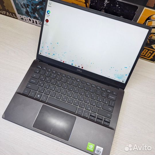 Ноутбук/Ультрабук Dell 13.3/i5-10th/MX250/8GB