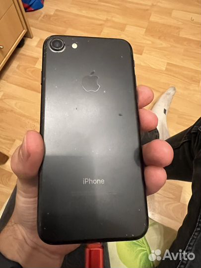 Телефон iPhone 7 32gb