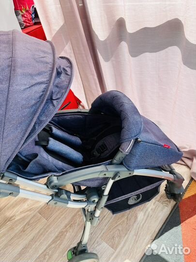 Коляска для путешествий