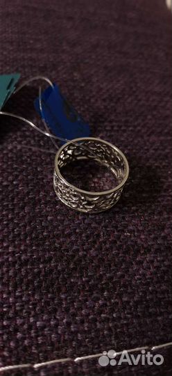 Серебряное кольцо