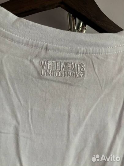 Футболка Vetements