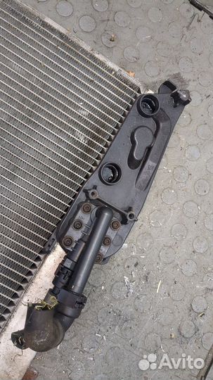 Радиатор охлаждения двигателя BMW 5 E60, 2009