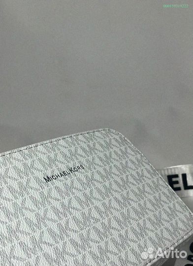 Сумка через плечо от Michael Kors: ваш стиль