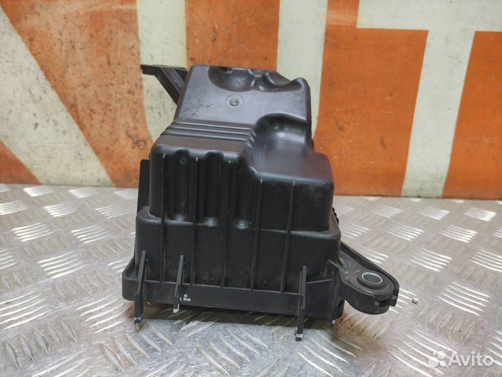 Корпус воздушного фильтра Hyundai Solaris 2