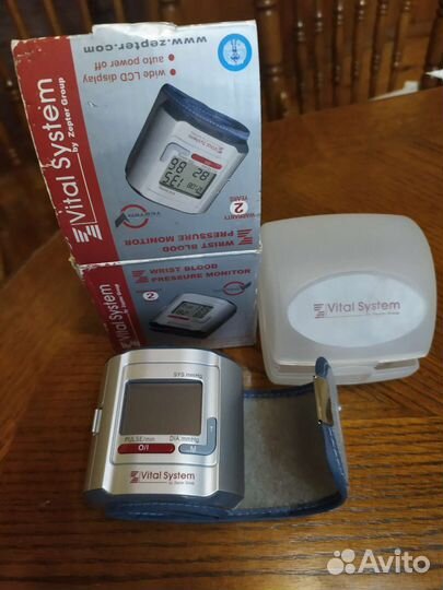 Тонометр автоматический на запястье
