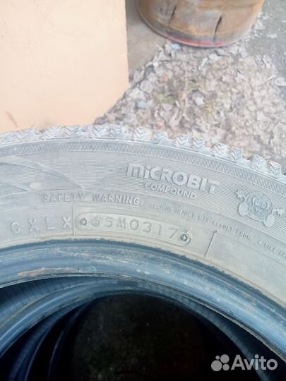 Achilles 122 3.75/65 R15 102