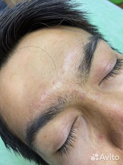 Депиляция воском: брови