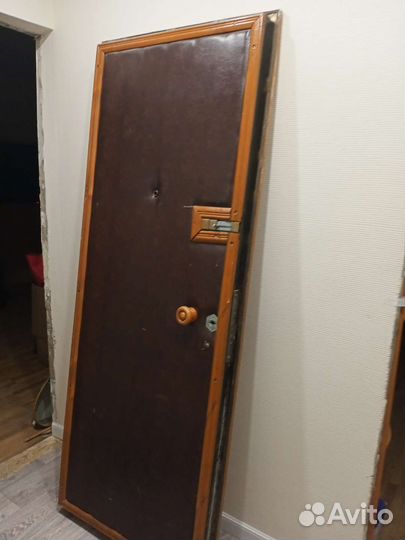 Дверь металлическая