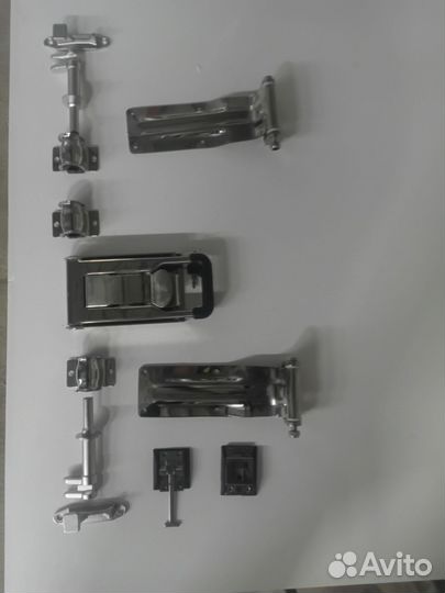 Будка ворота фурнитура замки уплотнители