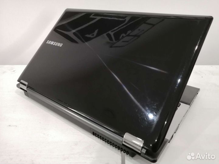 Мощный ноутбук Samsung i5/GT540M/8GB/SSD