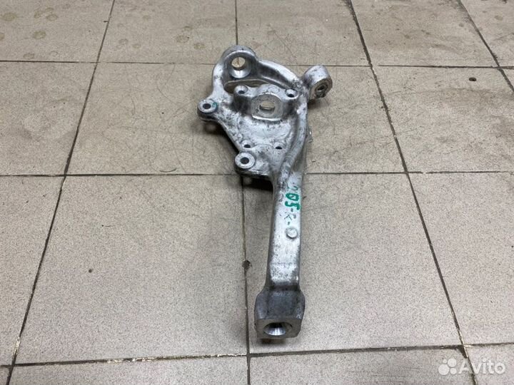 Цапфа/кулак поворотный передний правый Mercedes-Be