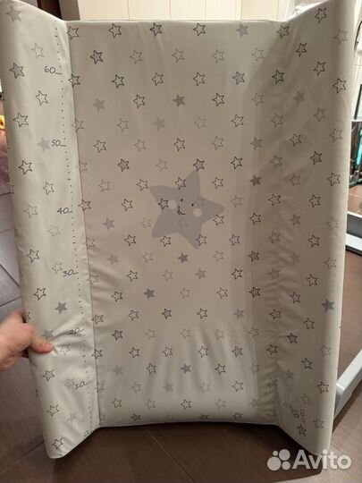 Пеленальная доска на комод