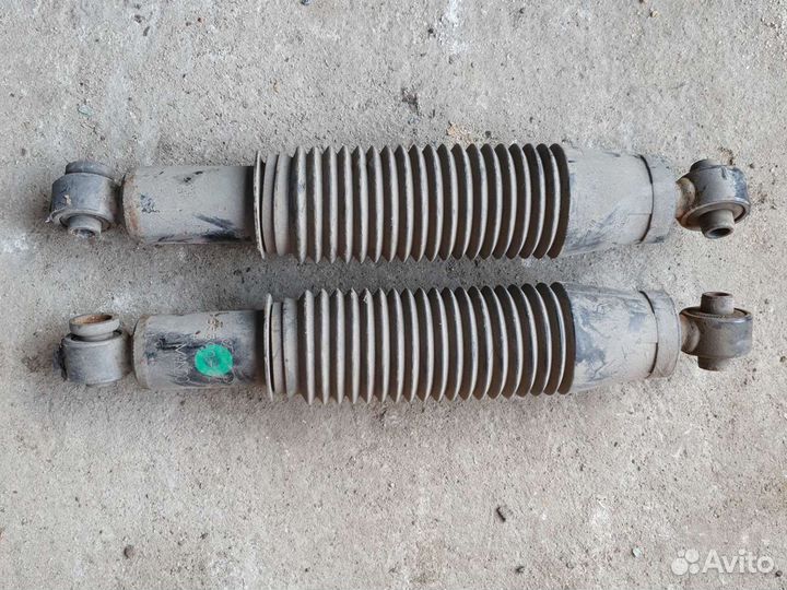 Амортизатор задний Kia Rio 3 Hyundai Solaris