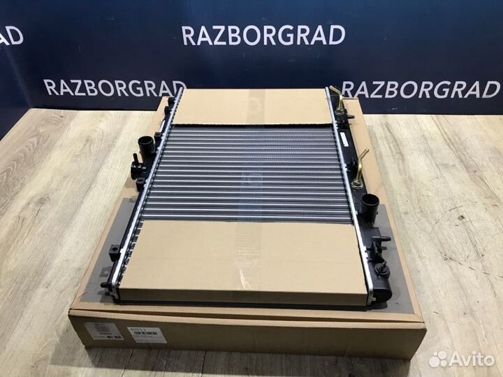 Радиатор охлаждения Mitsubishi Outlander 1 АКПП