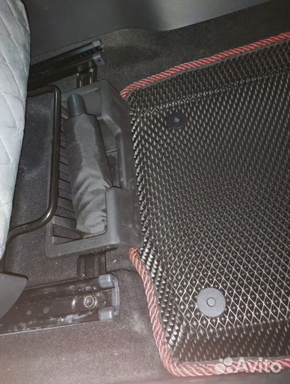 Eva коврики Skoda Rapid I и II пресс борта