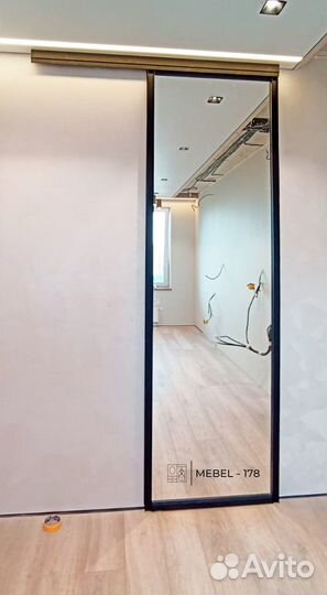 Дверь межкомнатная подвесная зеркальная