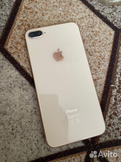 Телефон iPhone 8 plus