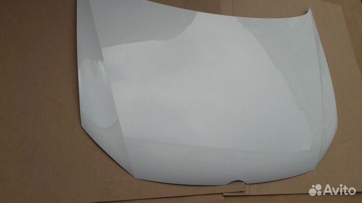 Капот Фольксваген Поло седан в цвет