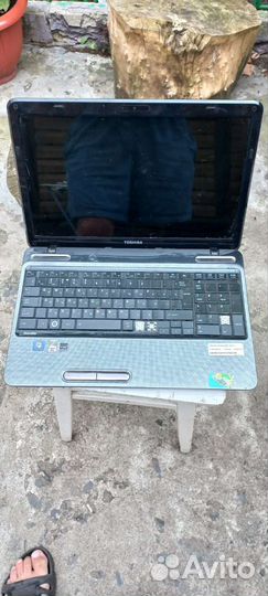 Ноутбук toshiba на запчасти