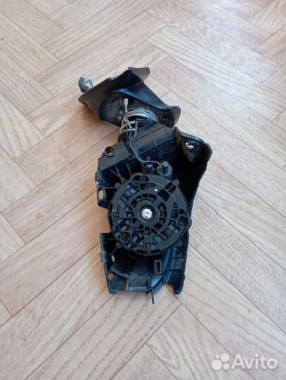 Продам привод бокового правого зеркала на запчасти