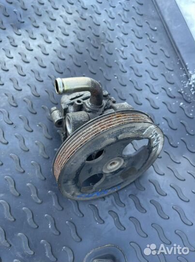 Насос Гур Mitsubishi Lancer Cedia 4G93