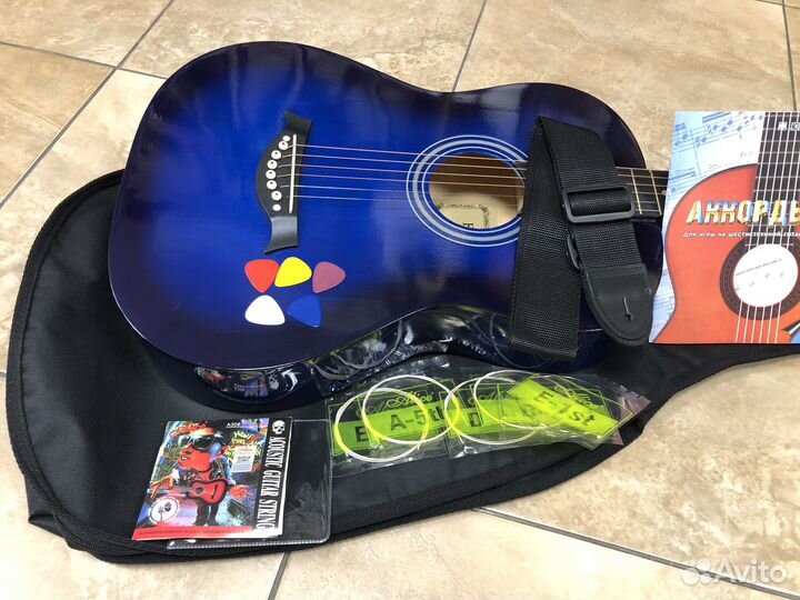 Гитара для начинающих + комплект