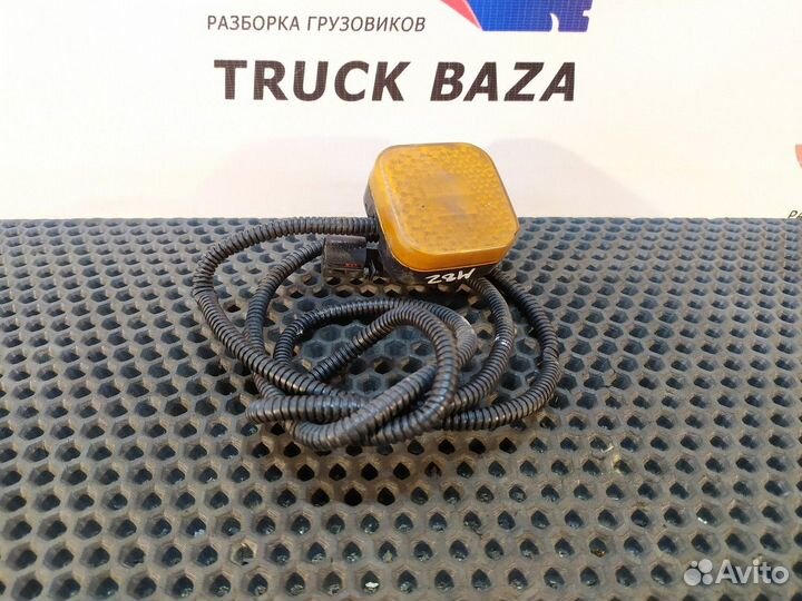 81252606105 Габарит боковой Man L2000