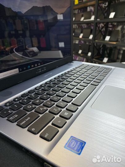 Asus 15.6 Intel Pentium N3710/2gb/ssd 240gb