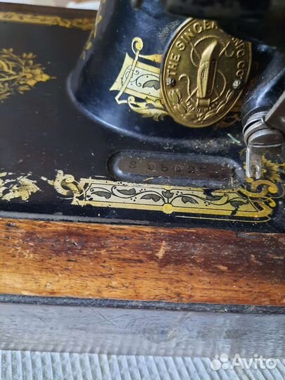 Швейная машина Singer