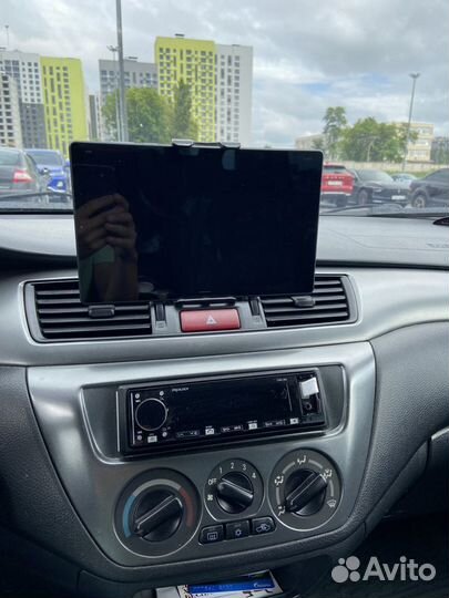 Планшет Lenovo tab m10