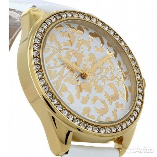 Часы guess