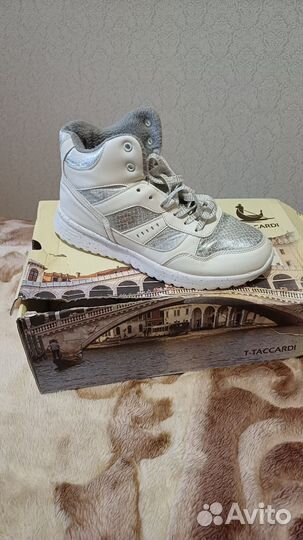 Кроссовки демисезонные женские 39 40