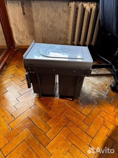 Мусорный контейнеры