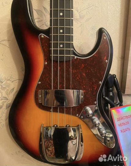 Бас гитара fender jazz bass