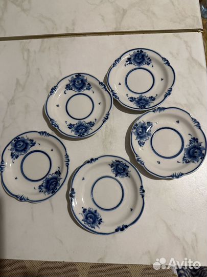 Блюдца гжель
