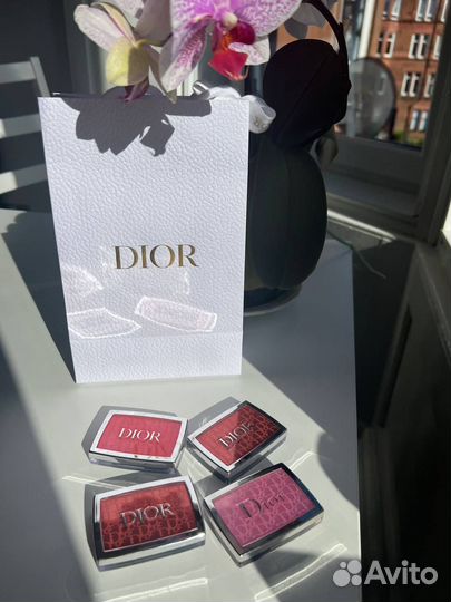 Румяна Dior Rosy Glow