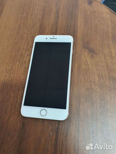 На разбор iPhone 8 Plus