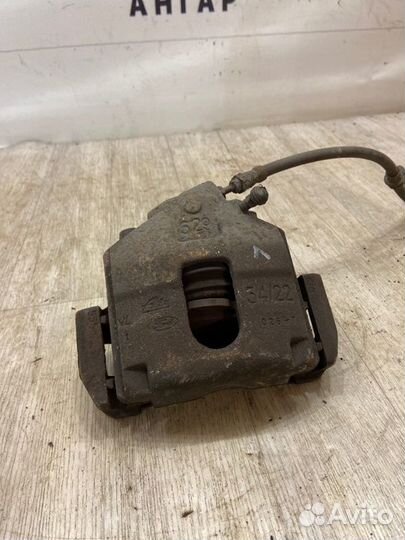 Суппорт передний левый Ford Fusion CBK 1.4 (fxja)